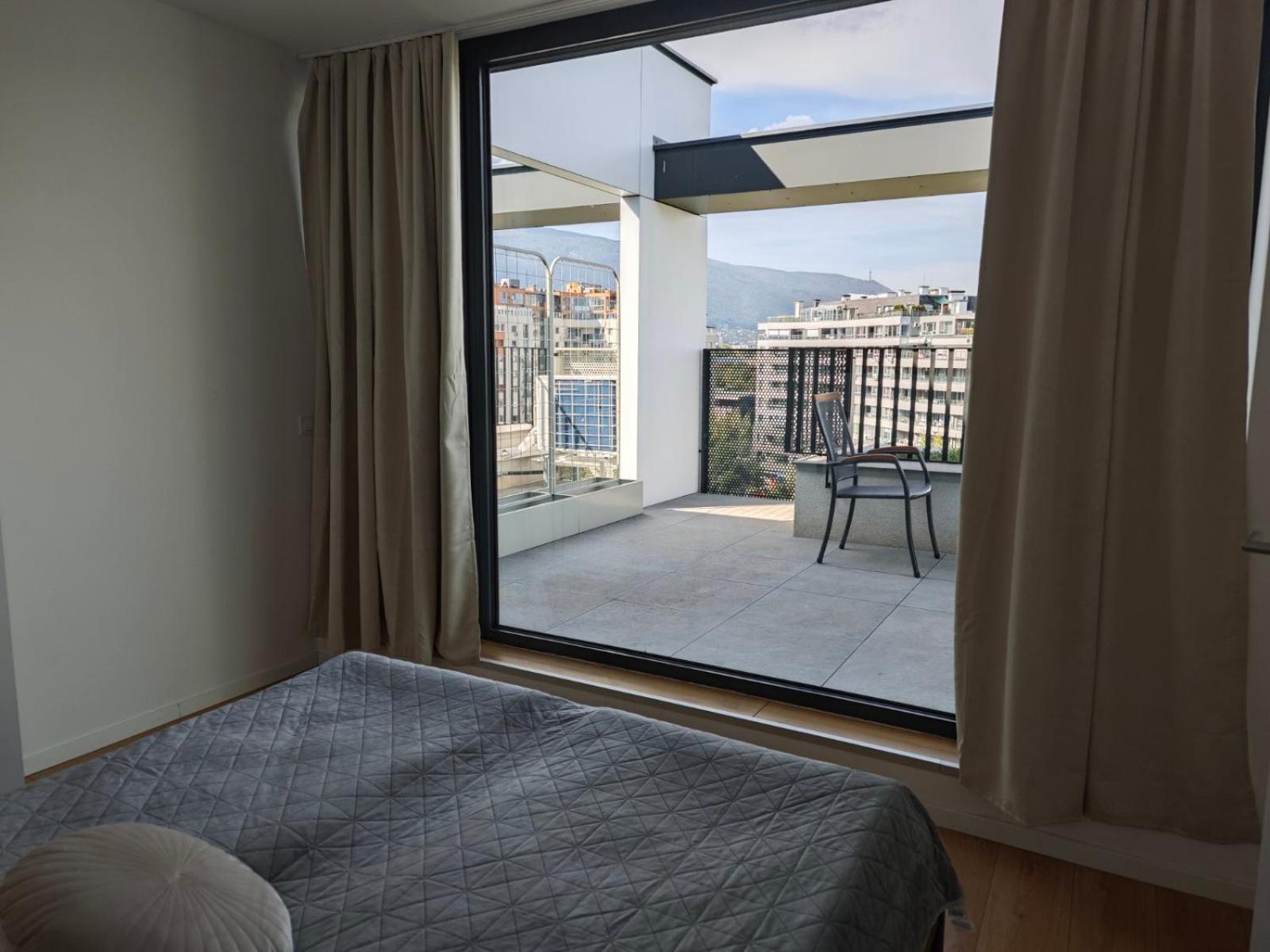 My Campus 1 Bdrm, Romantic, Panorama View, Free Parking, Self Check-In صوفيا المظهر الخارجي الصورة
